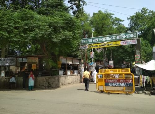 वरिष्ठ अधिवक्ता विजय पाल यादव के निधन पर बार एसोसिएशन गाजियाबाद में शोक