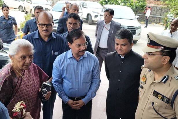 Excellent police personnel were felicitated in the felicitation ceremony