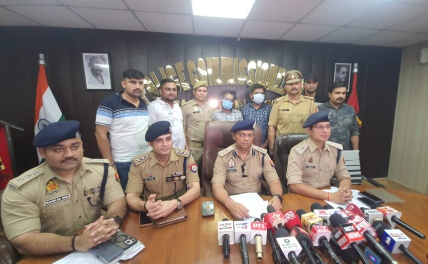 Fake degree racket busted in Noida