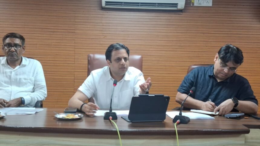 Municipal commissioner