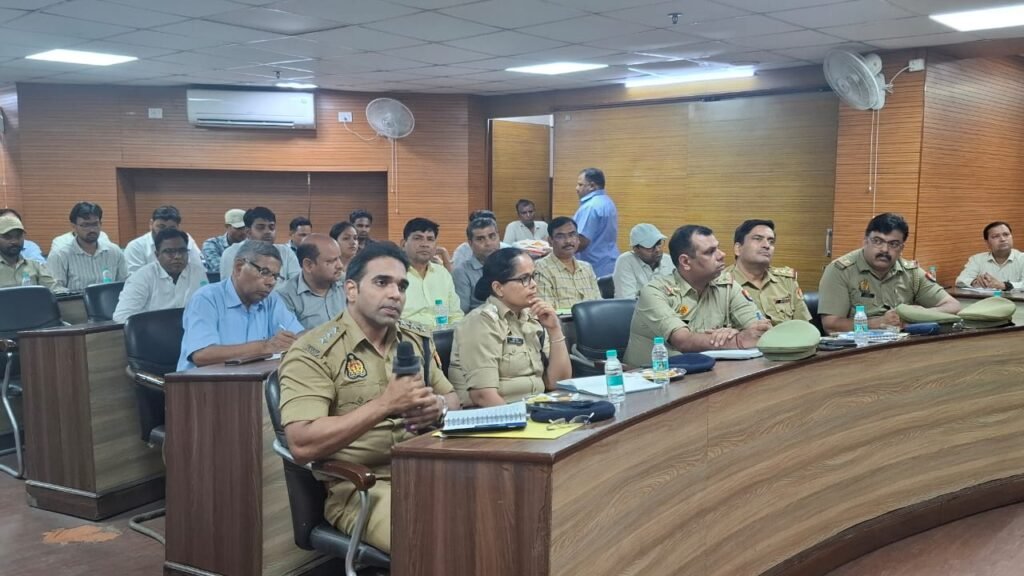 कांवड़ियों की सुरक्षा के लिए 55 अतिरिक्त सीसीटीवी कैमरे लगाए जाएंगे : Municipal Commissioner Vikramaditya Singh Malik 2 WhatsApp Image 2025 07 05 at 8.01.45 PM