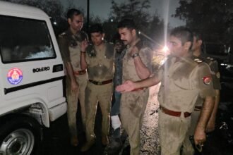 Confrontation between cable thieves: Noida Police