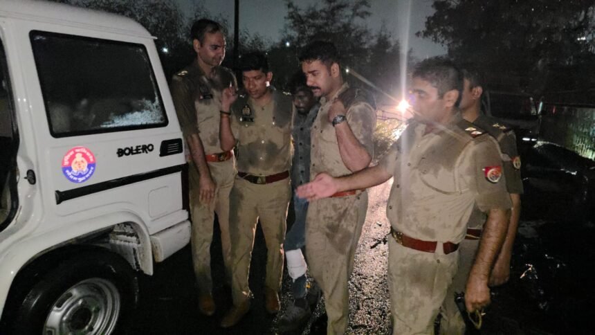 Confrontation between cable thieves: Noida Police