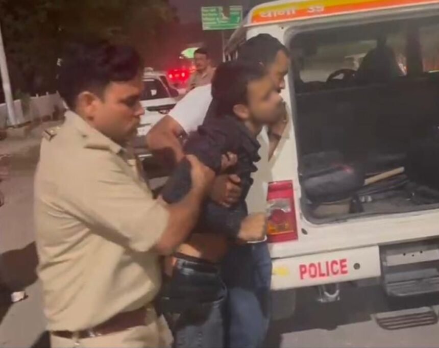 Encounter Between Police and Pickpocket Gang in Noida IMAGE CREDIT TO NOIDA POLICE