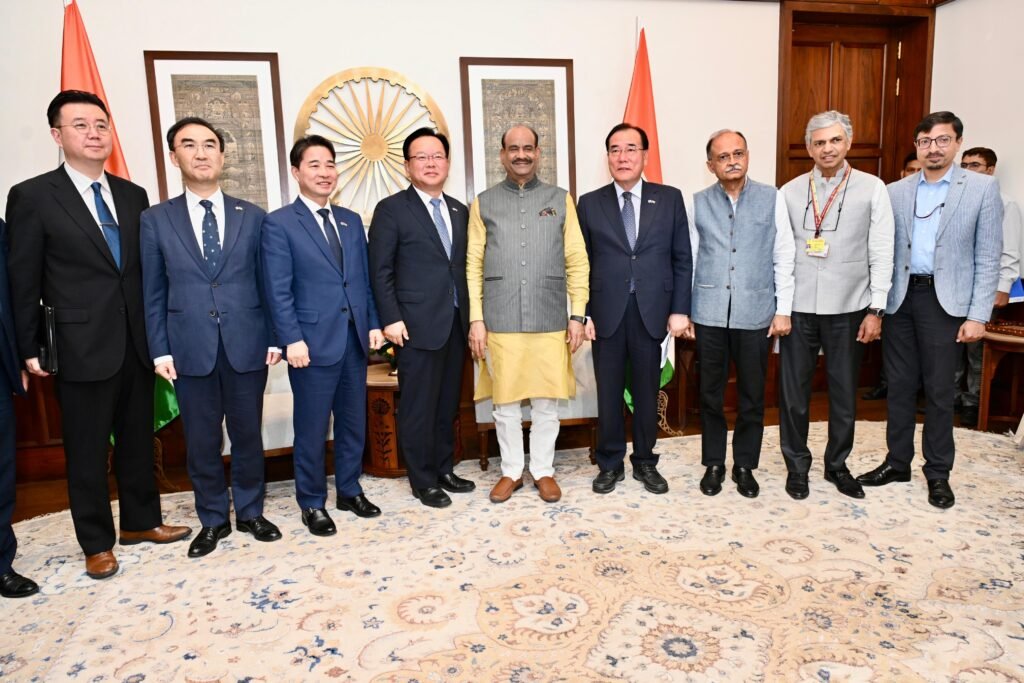 India और Korea की लोकतांत्रिक साझेदारी में नया अध्याय, Terrorism के खिलाफ भारत की स्पष्ट चेतावनी : Lok Sabha अध्यक्ष Om Birla 2 WhatsApp Image 2025 07 18 at 8.15.23 PM 1