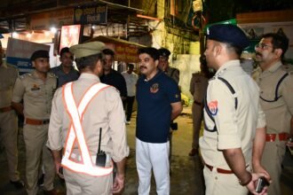 DIG remained vigilant throughout the night on the Kanwar routes IMAGE CREDIT TO MEERUT POLICE
