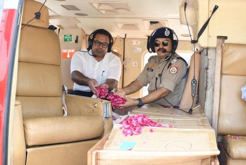 The Divisional Commissioner and DIG Meerut conducted an aerial survey of the Kanwar route IMAGE CREDIT TO MEERUT POLICE