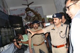 Meerut ahead of Shravan Shivratri; Commissioner and DIG take charge IMAGE CREDIT TO POLICE