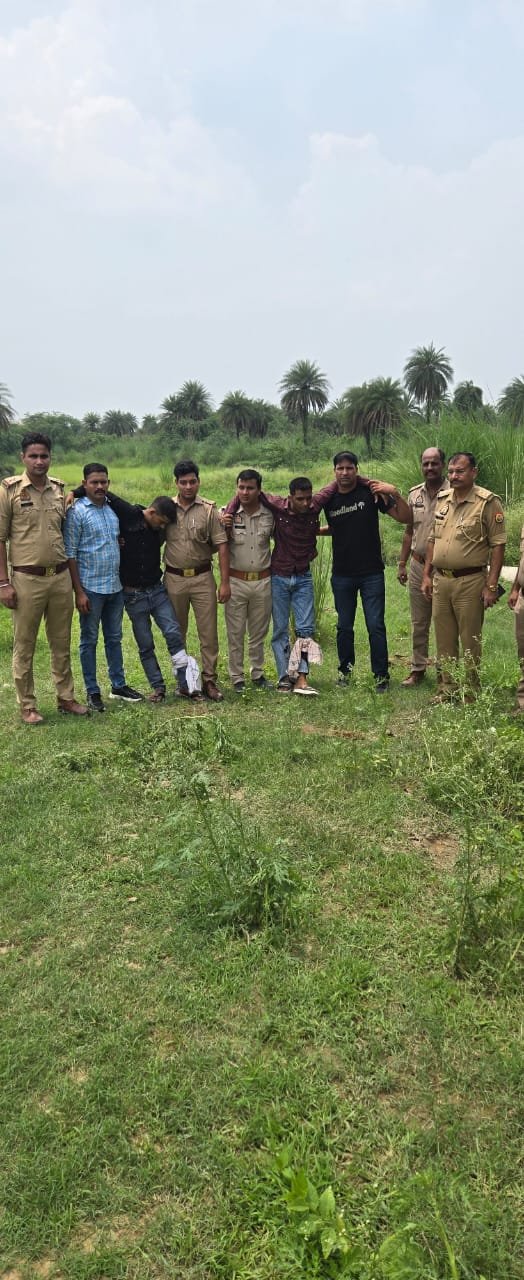 Bullets fired after entering the forest; two criminals injured in retaliatory firing IMAGE CREDIT TO POLICE