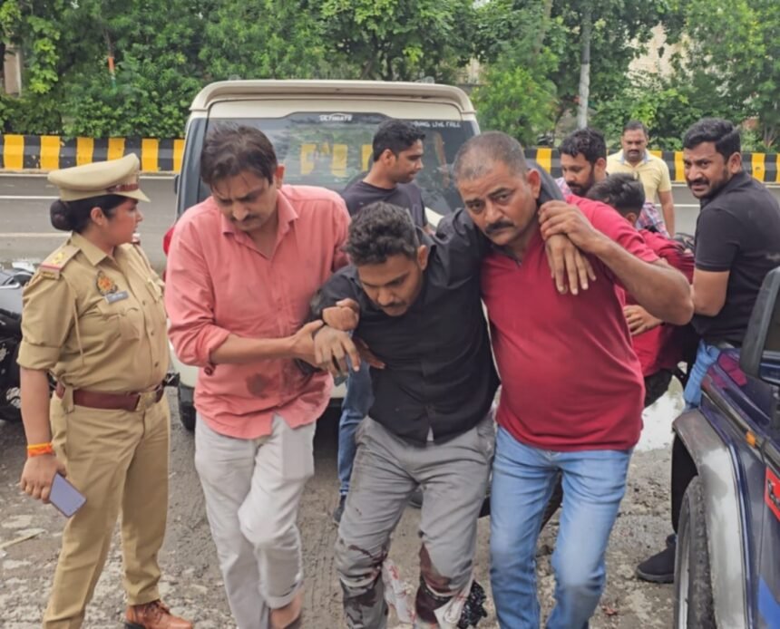 Two criminals who posed as fake delivery boys to loot a jeweller's shop caught in an encounter IMAGE CREDIT TO POLICE