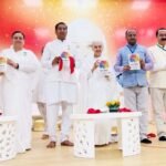 Grand launch of Dr. Vineet Utpal’s book on social media IMAGE CREDIT TO VINEET UTPAL