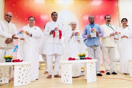 Grand launch of Dr. Vineet Utpal’s book on social media IMAGE CREDIT TO VINEET UTPAL
