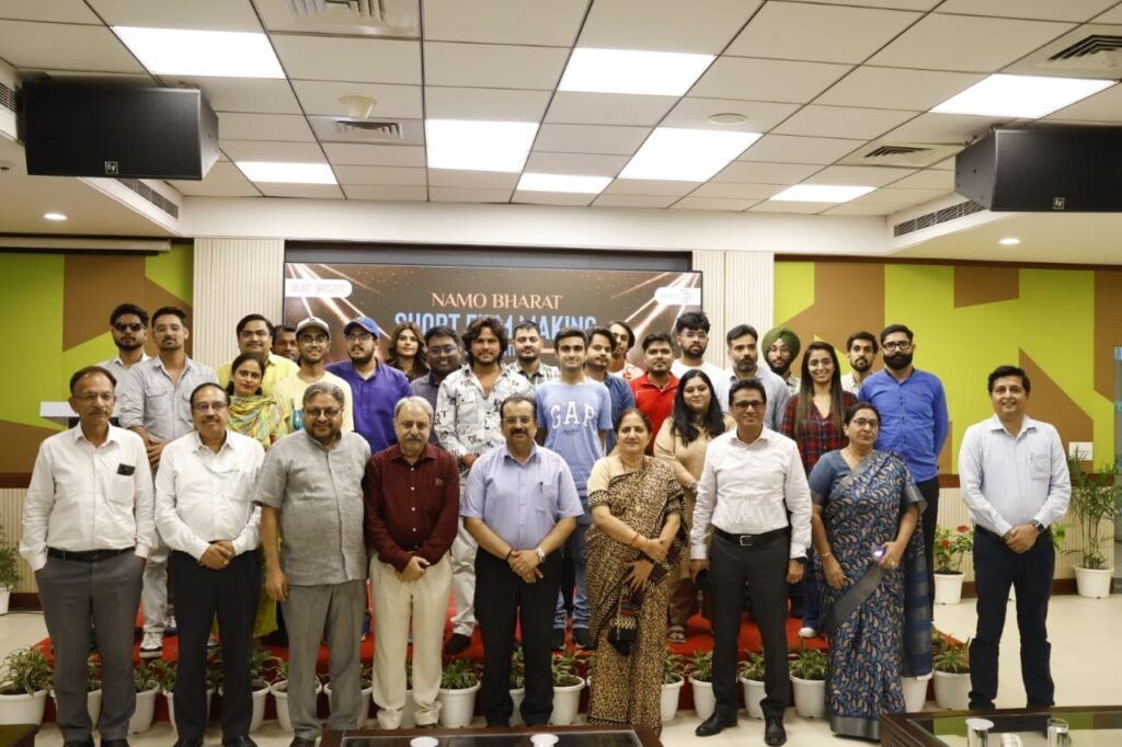 Namo Bharat पर युवा कल्पनाओं की उड़ान, एनसीआरटीसी की फिल्म प्रतियोगिता ने दिखाई नई सिनेमाई दिशा 2 WhatsApp Image 2025 08 05 at 8.51.43 PM