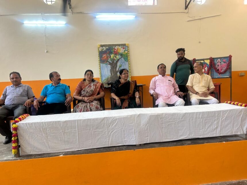 Raksha Bandhan Festival Celebrated at DAV School in Gandhi Nagar IMAGE CREDIT TO SCHOOL