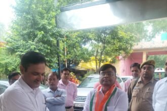 Independence Day Service Pledge: Administration Reaches Out to the Needy at Nav Jeevan Leprosy Ashram IMAGE CREDIT TO NAVA JEEVAN LEPROSY ASHRAM