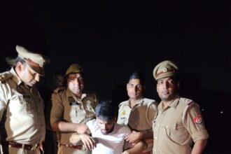 Wanted cow smuggler caught during an encounter in Ghaziabad; admitted to hospital after being shot in the leg IMAGE CREDIT TO POLICE