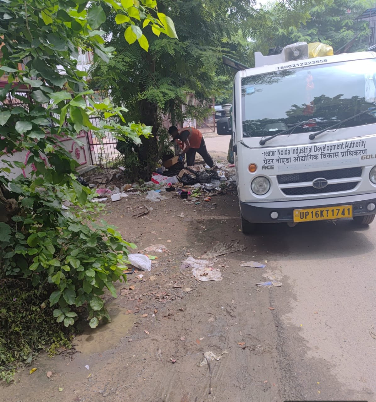 Greater Noida Authority takes strict action IMAGE CREDIT TO GNIDA