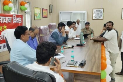 Complete Resolution Day was organized in all three tehsils of Ghaziabad. IMAGE CREDIT TO INFORMATION DEPARTMENT