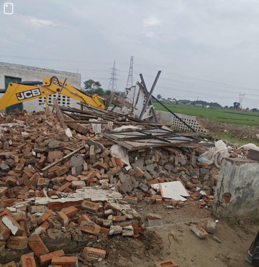 Major action by GDA in Ghaziabad shakes the foundation of illegal colonies up to Hapur IMAGE CREDIT TO GDA