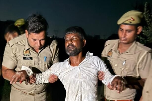 Police bullets echoed in two police station areas. Photo by police