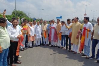 Union Education Minister Dharmendra Pradhan Receives Grand Welcome Upon Arrival in Ghaziabad, BJP Workers Show Great Enthusiasm IMAGE CREDIT TO Mahanagar BJP Ghaziabad