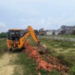 Major action by Ghaziabad Development Authority: Bulldozer run over illegal colonies spread across 49 bighas in Modinagar and Muradnagar IMAGE CREDIT TO GDA