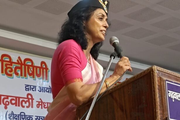 Garhwal Hitaishini Sabha boosted the morale of meritorious children IMAGE CREDIT TO Garhwal Sabha