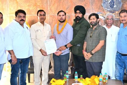 Dr. Kamal Bhambri appointed as the Youth District President of Ghaziabad IMAGE CREDIT TO Ghaziabad Business Forum