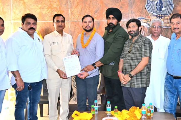 Dr. Kamal Bhambri appointed as the Youth District President of Ghaziabad IMAGE CREDIT TO Ghaziabad Business Forum