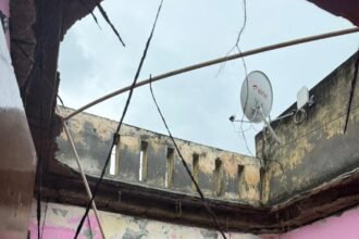 The roof of an old building collapsed in Noida Sector-31, narrowly avoiding a major accident IMAGE CREDIT TO REPORTER