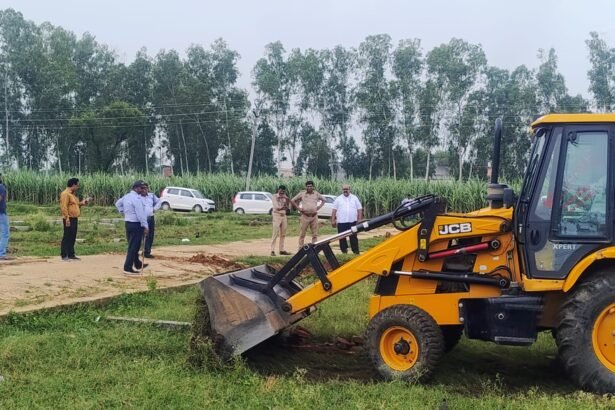 Authority's Bulldozer Moves Against Illegal Colonies in Simbhaoli Area, Seven Structures Demolished IMAGE CREDIT TO HPDA