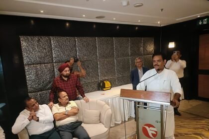 Uttar Pradesh Entrepreneur Development Association Organizes Program IMAGE CREDIT TO INFORMATION DEPARTMENT