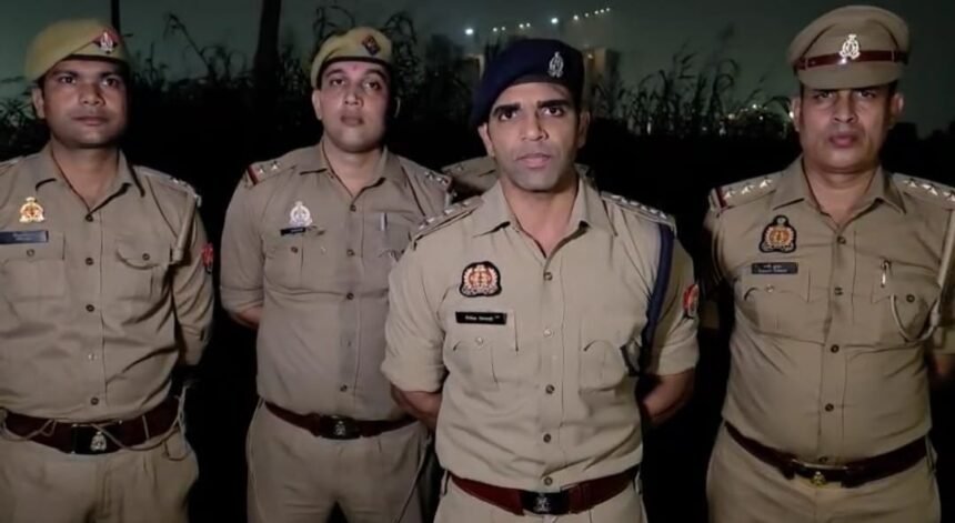 The Vijay Nagar Police has solved the case of chain snatching from an elderly woman. Two snatchers were arrested in an encounter IMAGE CREDIT TO POLICE