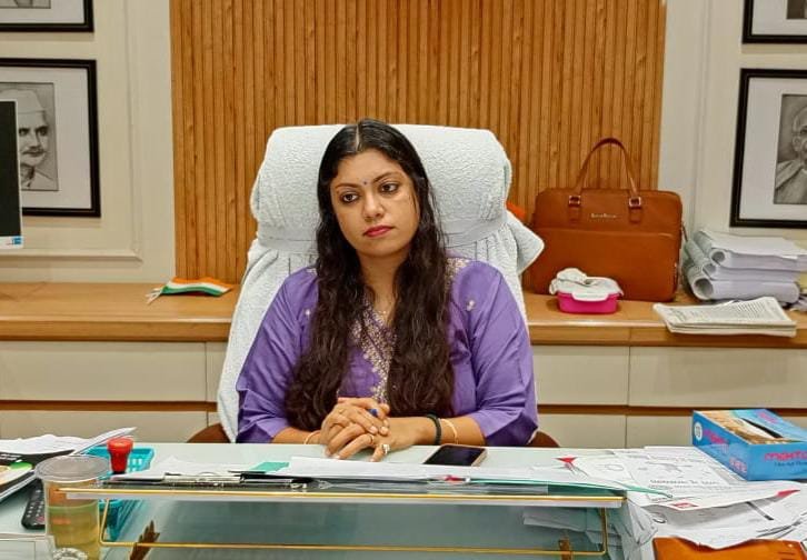 Breaking 12 Days of Silence: Gautam Buddh Nagar DM Medha Roopam Returns to Social Media, Active on X and Facebook IMAGE CREDIT TO Megha Rupam profile file photo