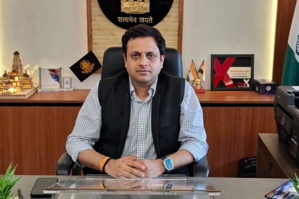 Municipal Commissioner Forms Night Team in View of Rainfal IMAGE CREDIT TO Vikramaditya Singh Malik, Municipal Commissioner, Ghaziabad Municipal Corporation