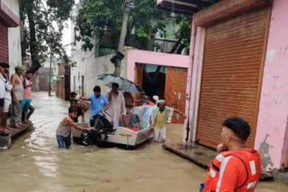 District Administration Conducts Rescue Operation with NDRF in Flood-Affected Areas, Sets Up 12 Shelters IMAGE CREDIT TO NDRF