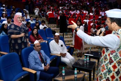 Students Learned Management Skills from Mumbai Dabbawalas; Subodh Sangale Said True Success Comes Through Discipline and Honesty IMAGE CREDIT TO SHARDA UNIVERSITY