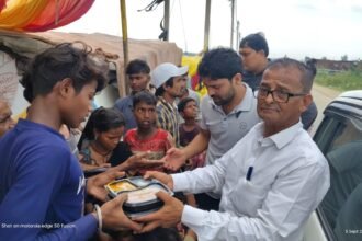 Ghaziabad administration arranging relief for flood victims, medical department also sets up camps IMAGE CREDIT TO INFORMATION DEPARTMENT