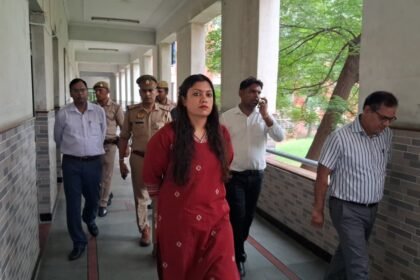 PET-2025 Begins in Gautam Buddha Nagar; Exam Conducted with Calm and Strict Supervision at 40 Centers IMAGE CREDIT TO INFORMATION DEPARTMENT