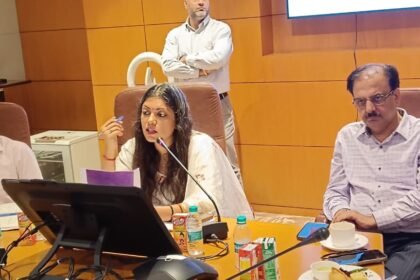 UP International Trade Show-2025: District Magistrate held an important meeting with RWA-AOA representatives IMAGE CREDIT TO INFORMATION DEPARTMENT