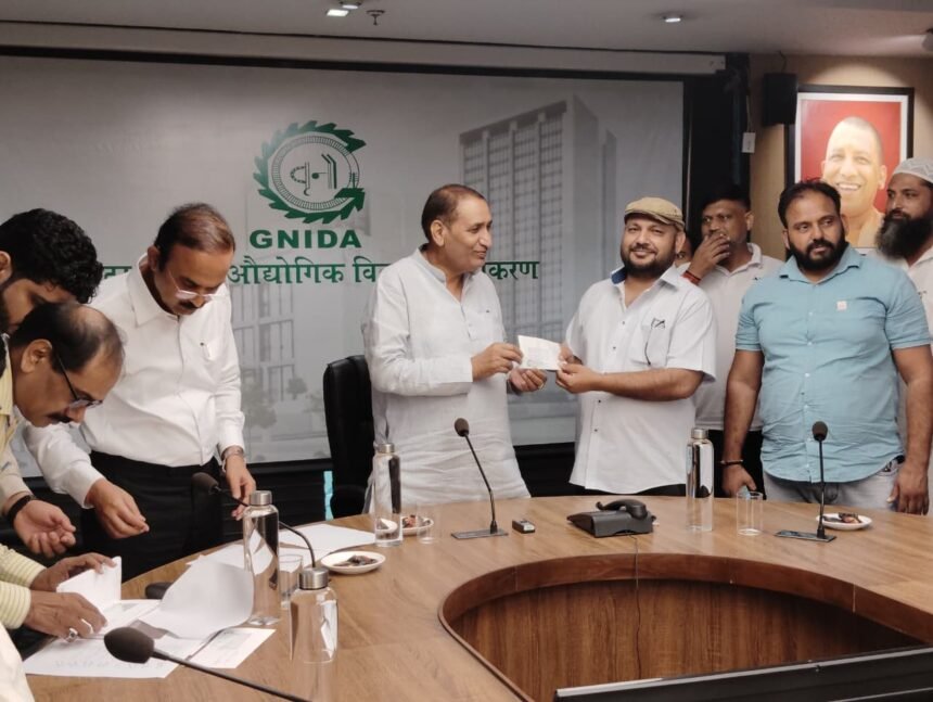 Major Relief for Farmers of Surajpur Village: Allotment Letters for Residential Plots Handed Over IMAGE CREDIT TO AUTHORITY