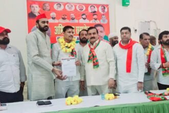 Senior BJP Leaders Join Samajwadi Party IMAGE CREDIT TO Samajwadi Party