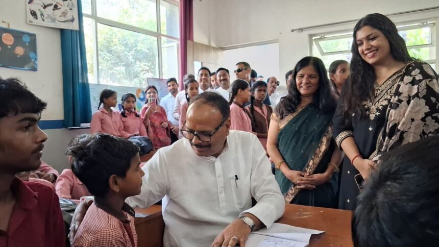 Deputy CM Brajesh Pathak visits Greater Noida IMAGE CREDIT TO INFORMATION DEPARTMENT