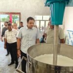 Ghaziabad Municipal Corporation is manufacturing natural paint; the Municipal Commissioner inspected the under-construction plant IMAGE CREDIT TO NAGAR NIGAM