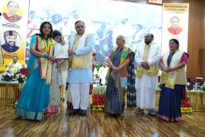 Aakriti Singh of ITS Dental College was awarded the gold medal in B.D.S IMAGE CREDIT TO INSTITUTE