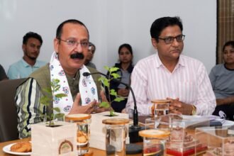 A deep discussion on the Modi era and Amrit Kaal was held at Sanchi University. Professor Sanjay Dwivedi stated that the Prime Minister has changed the direction and fate of India IMAGE CREDIT TO UNIVERSITY