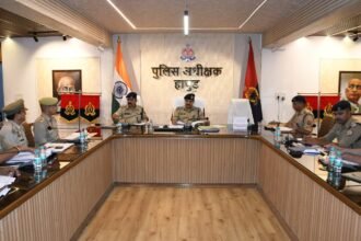 DIG Kalanidhi Nathani inspected the Mission Shakti centers in Hapur IMAGE CREDIT TO POLICE