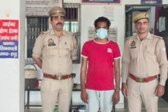 Clash Between Police and Neighbors Over Illegal Weapons Case, Sub-Inspector’s Uniform Torn, Main Accused Arrested IMAGE CREDIT TO POLICE