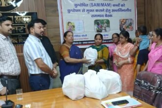 nutrition kit distribution program was organized in Bijnor to improve the health of malnourished children IMAGE CREDIT TO Municipal Council