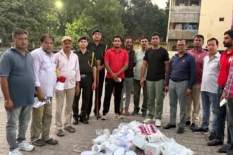 Greater Noida Authority Cracks Down on Single-Use Plastic in GAMA-2 Market; Shopkeepers Pledge to Protect the Environment IMAGE CREDIT TO AUTHORITY